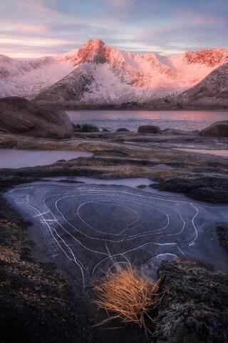 Dawn of Ice