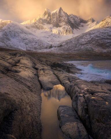 Which is Better? Iceland or Norway?
