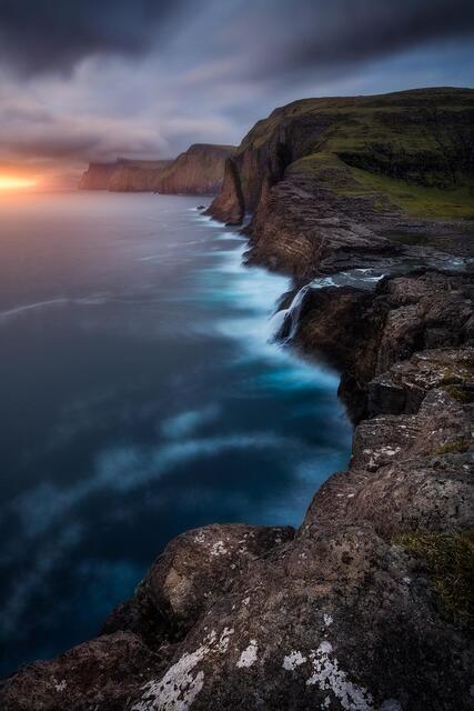 Colossal View print